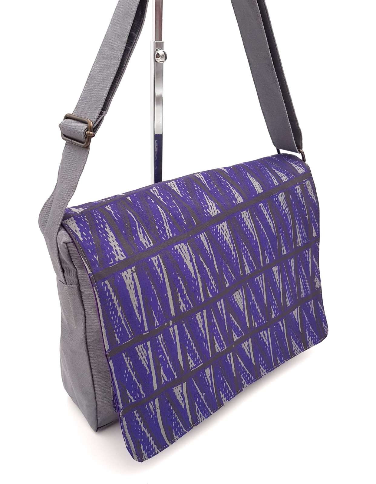 Frankie Bag - Marrirrmira Story – Philip Gudthaykudthay (purple) - Image 2