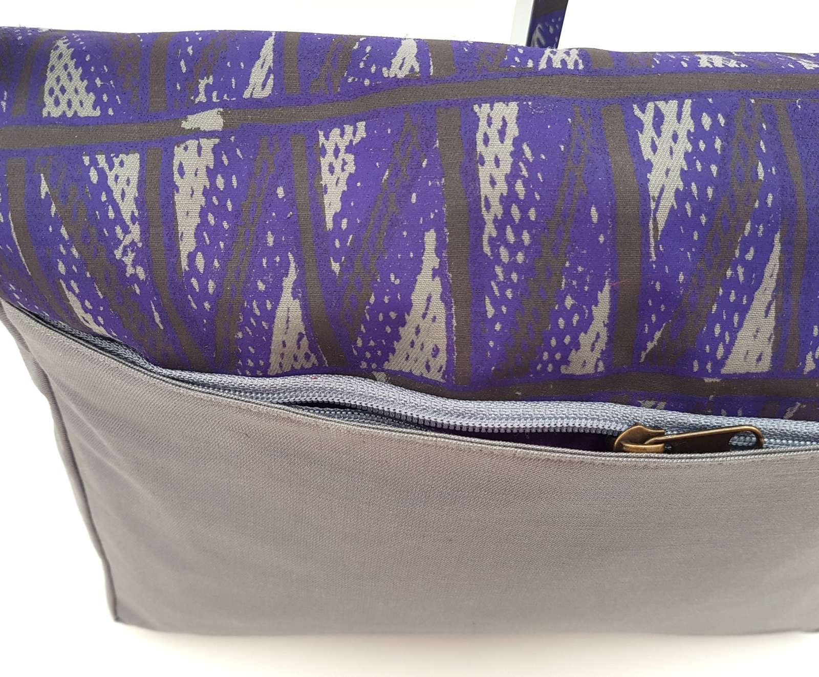 Frankie Bag - Marrirrmira Story – Philip Gudthaykudthay (purple) - Image 10