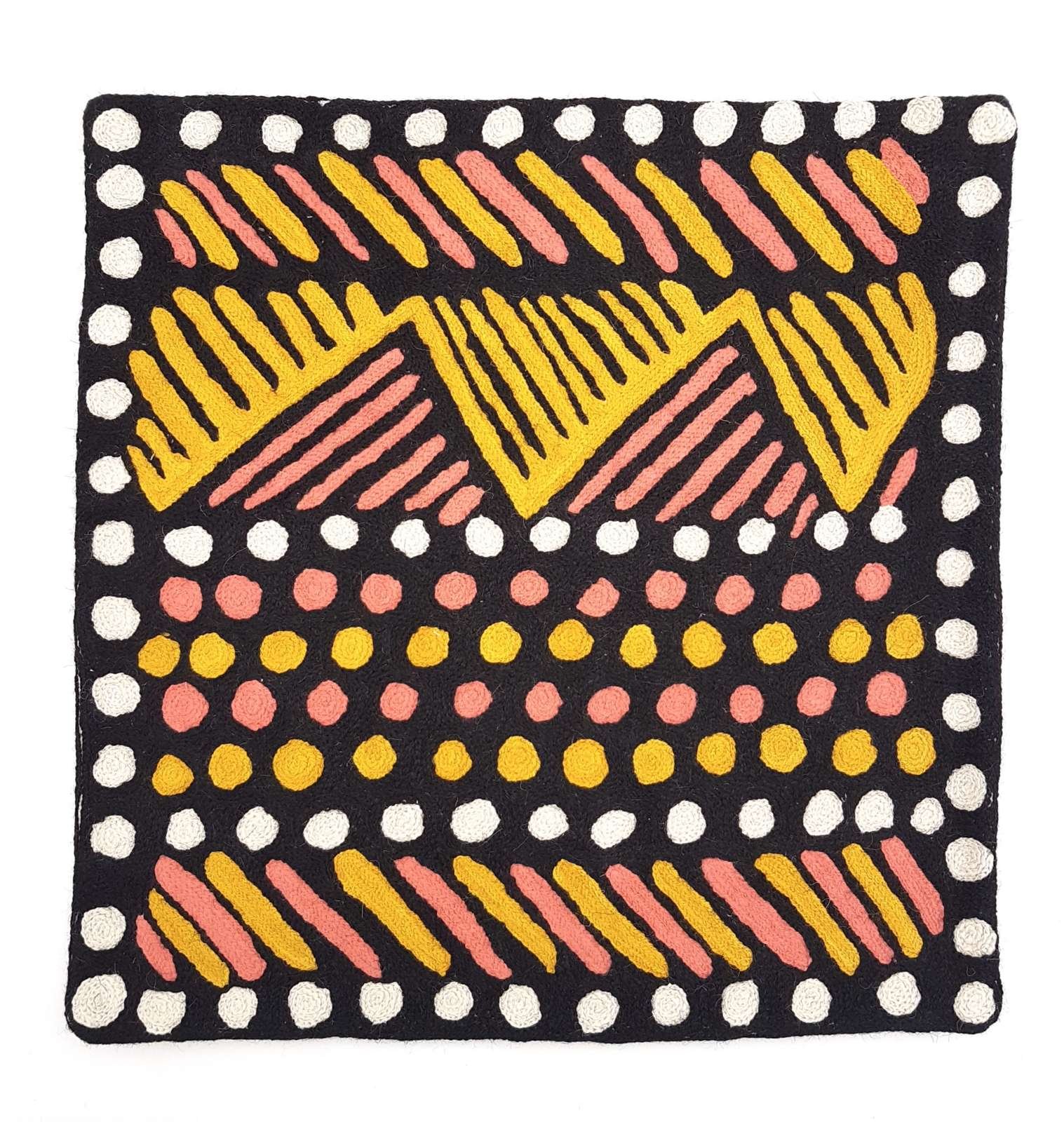 Cushion - Carol Puruntatameri - Yoi - Image 5