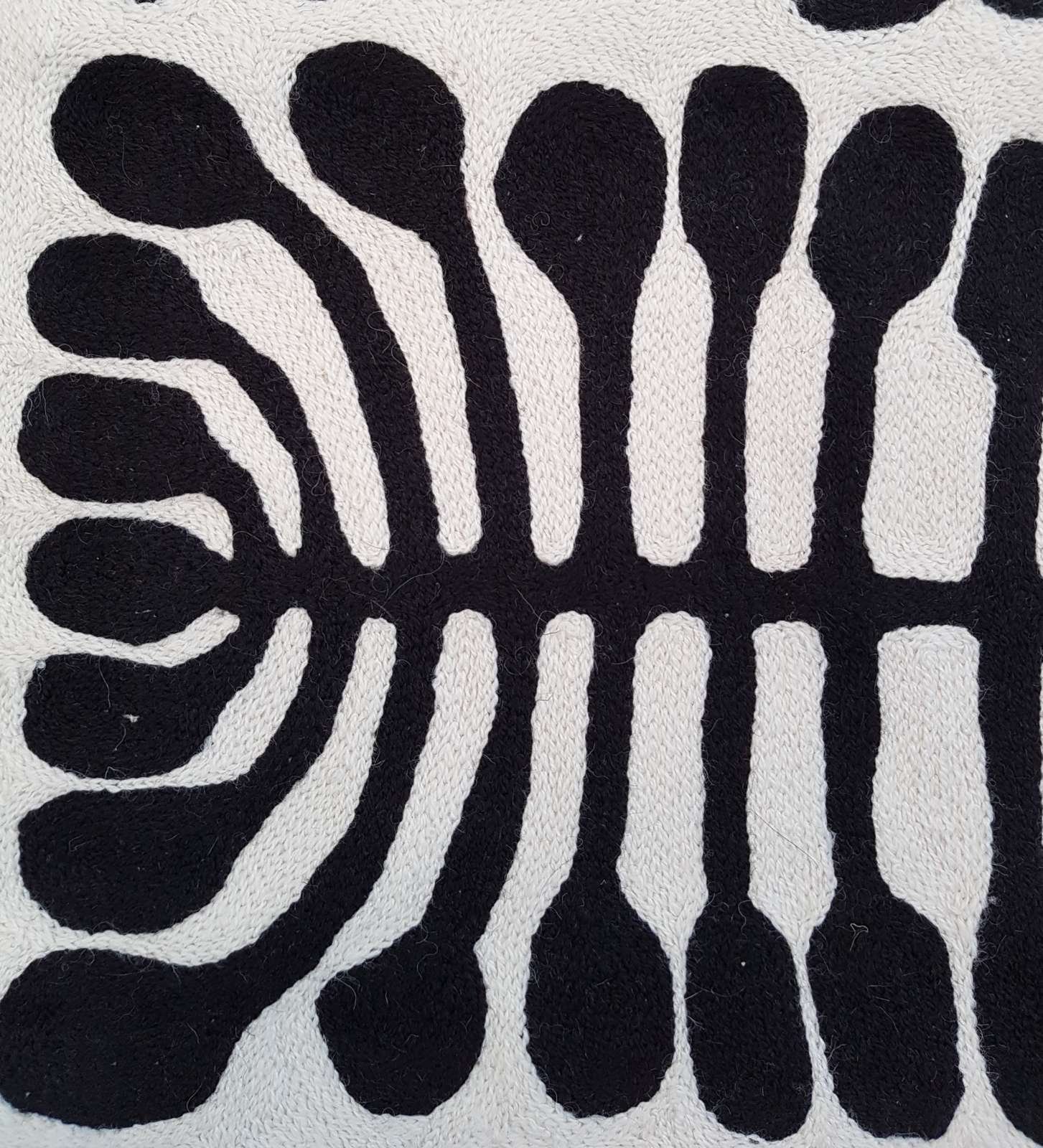 Mitjili Napurrula - Watiya Tjuta - Kilim (S) - Image 2