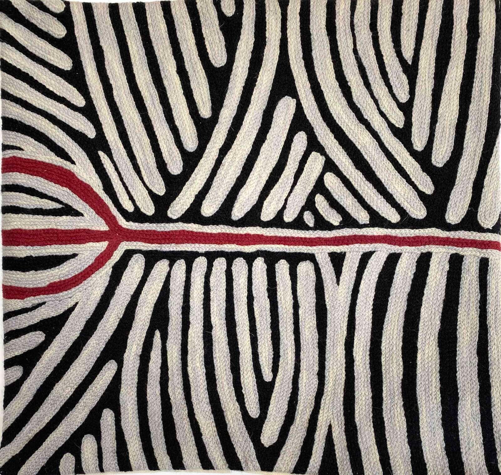 Cushion - Valda Granites - Mina Mina - Image 3