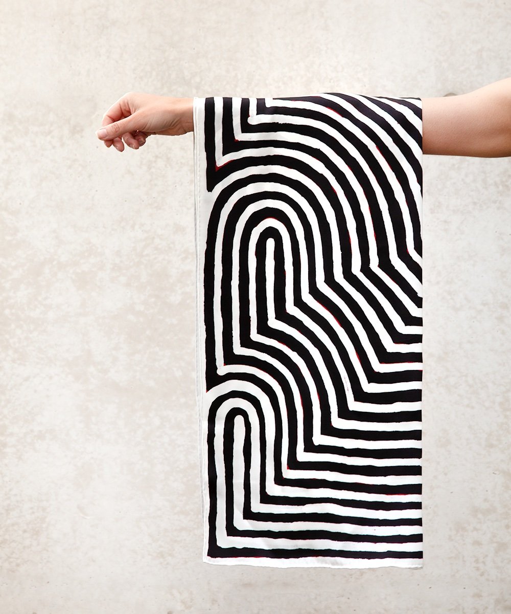 Silk scarf - Walungurru by Aubrey Tjangala - Image 2