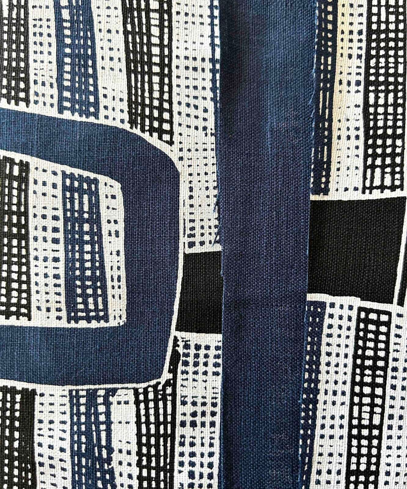 Fruit bats on blue linen - Roy Burnyila - Image 6
